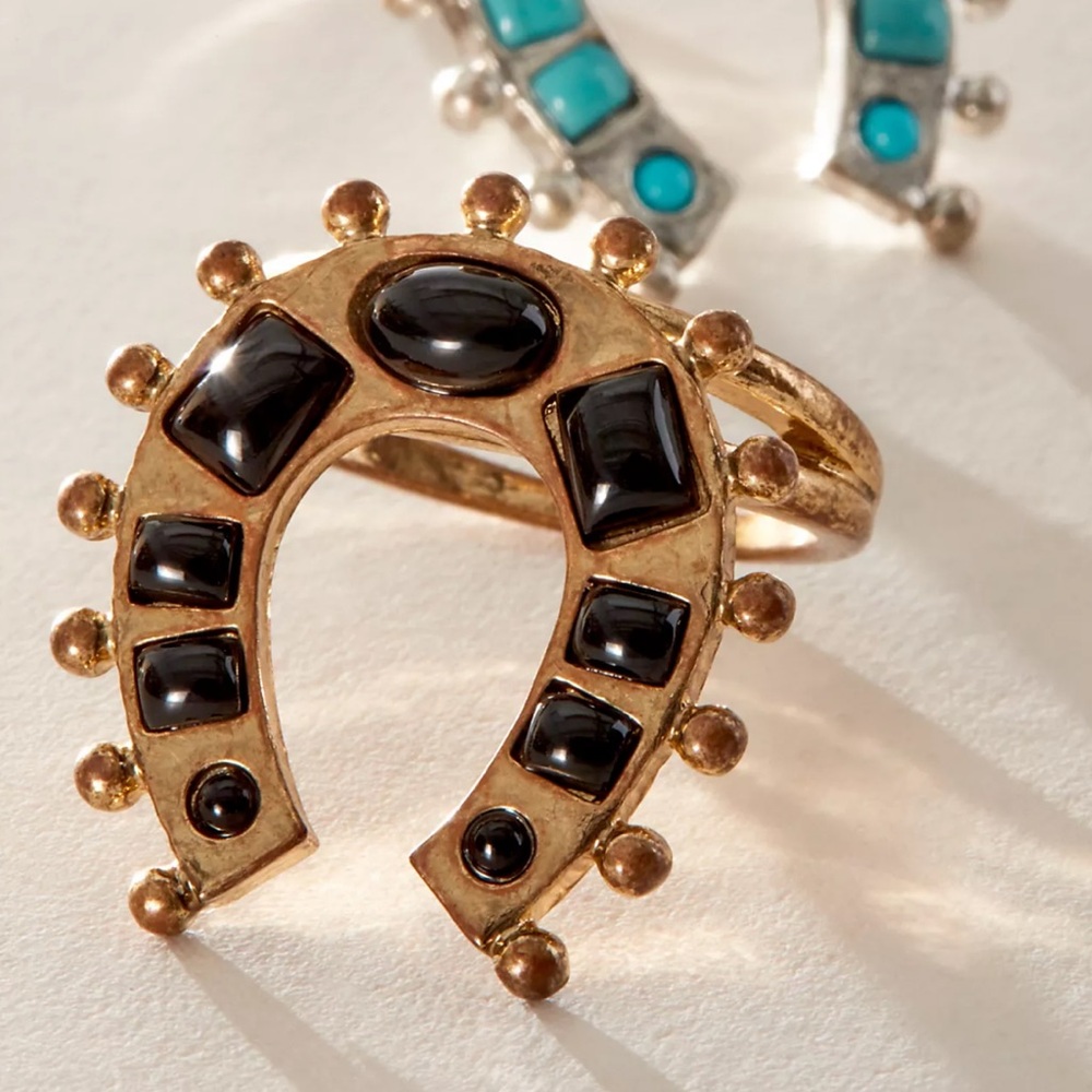Free People Horse Shoe Ring